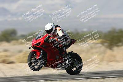 media/Dec-01-2025-Moto Forza (Mon) [[2daa91e15f]]/1-Advanced Group/Session 3 Turn 3 Exit Bump Pans/